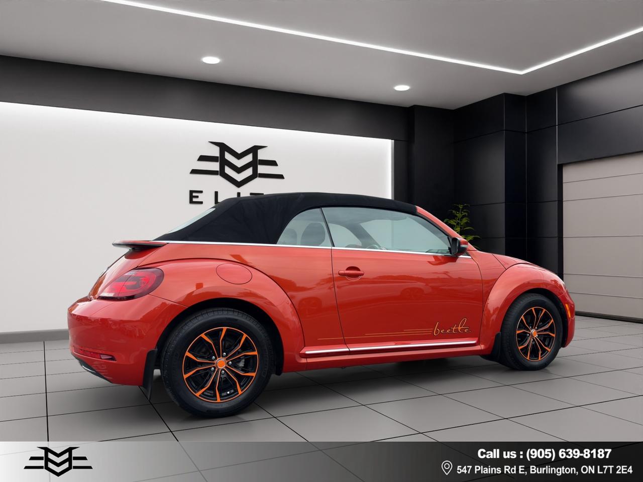 2017 Volkswagen Beetle CONVERTIBLE - Classic - Backup Camera !!! Photo