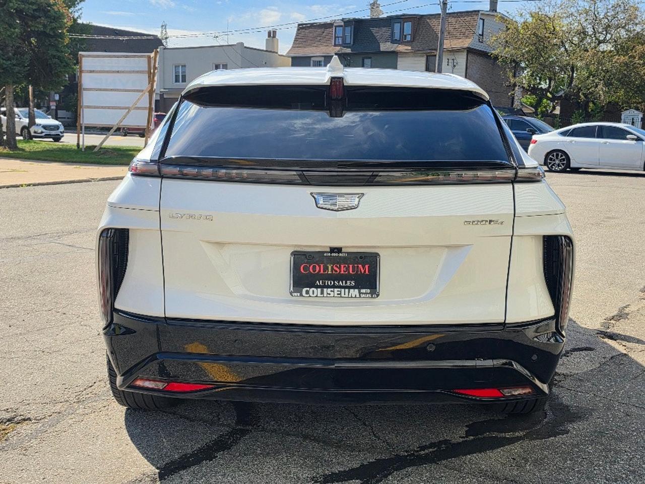 2024 Cadillac LYRIQ SPORT-AWD-LOADED-AMBIENT LIGHT Photo
