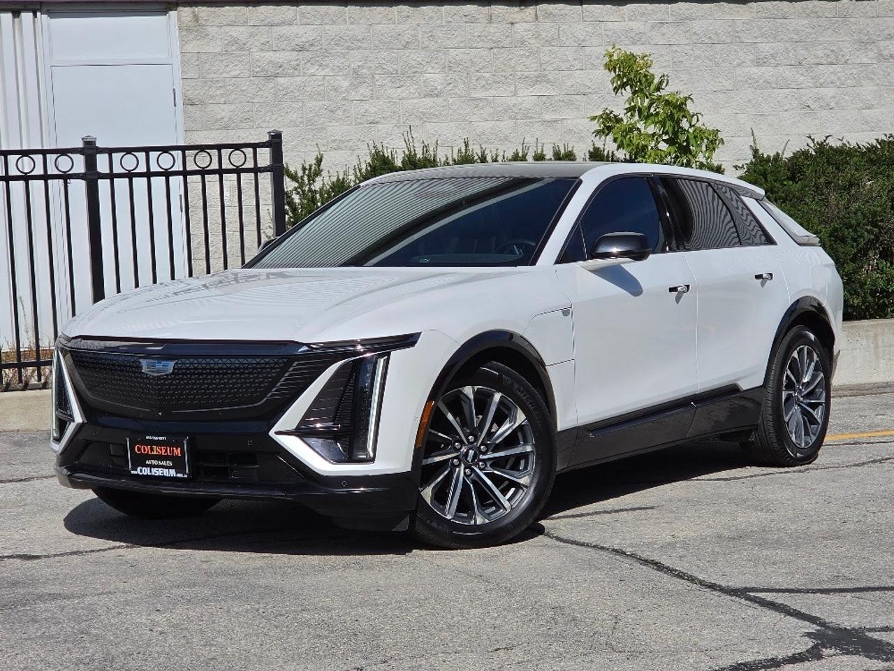2024 Cadillac LYRIQ SPORT-AWD-LOADED-AMBIENT LIGHT Photo5