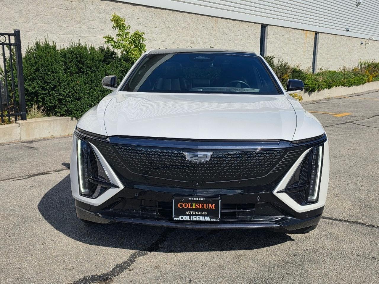 2024 Cadillac LYRIQ SPORT-AWD-LOADED-AMBIENT LIGHT Photo