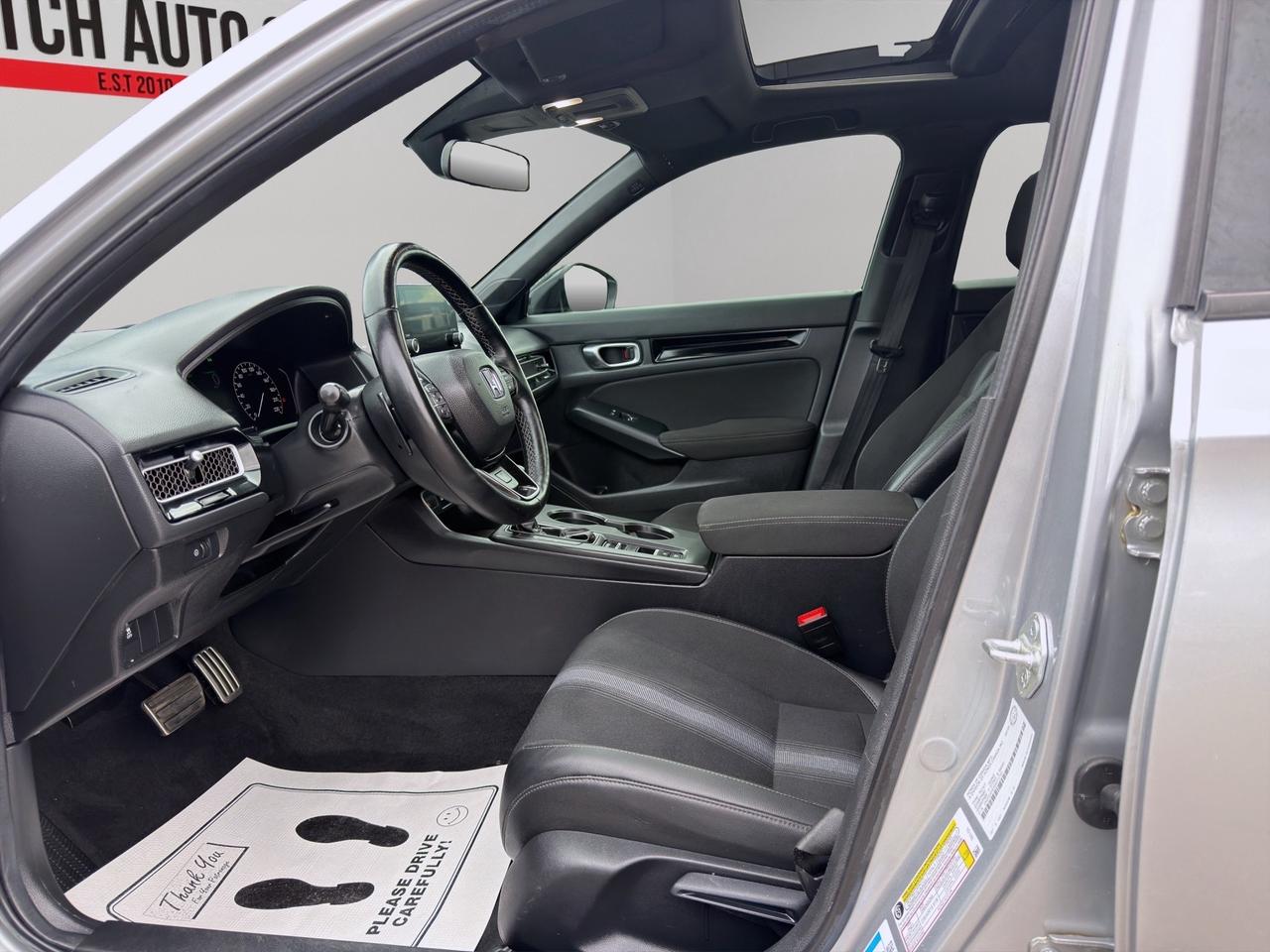 2025 Honda Civic Sport eCVT Photo
