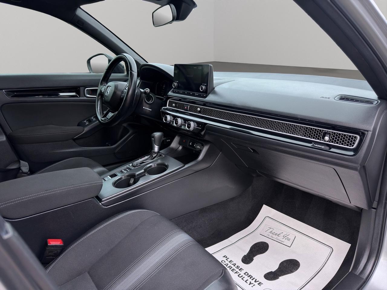 2025 Honda Civic Sport eCVT Photo