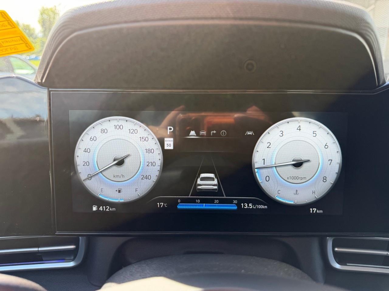 2026 Hyundai Elantra Luxury IVT Photo
