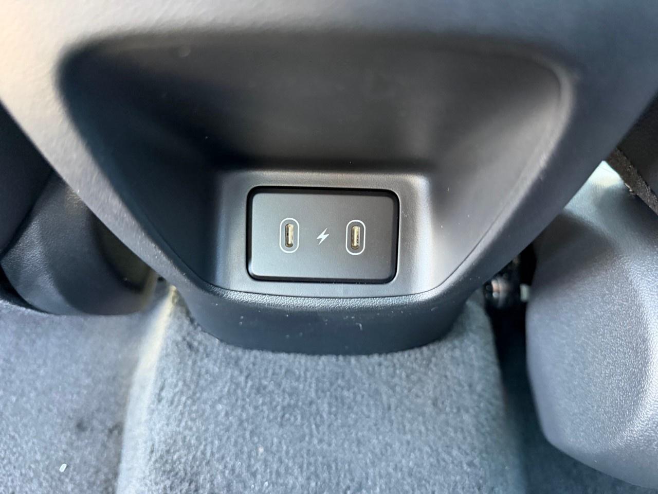 2026 Hyundai Elantra Luxury IVT Photo