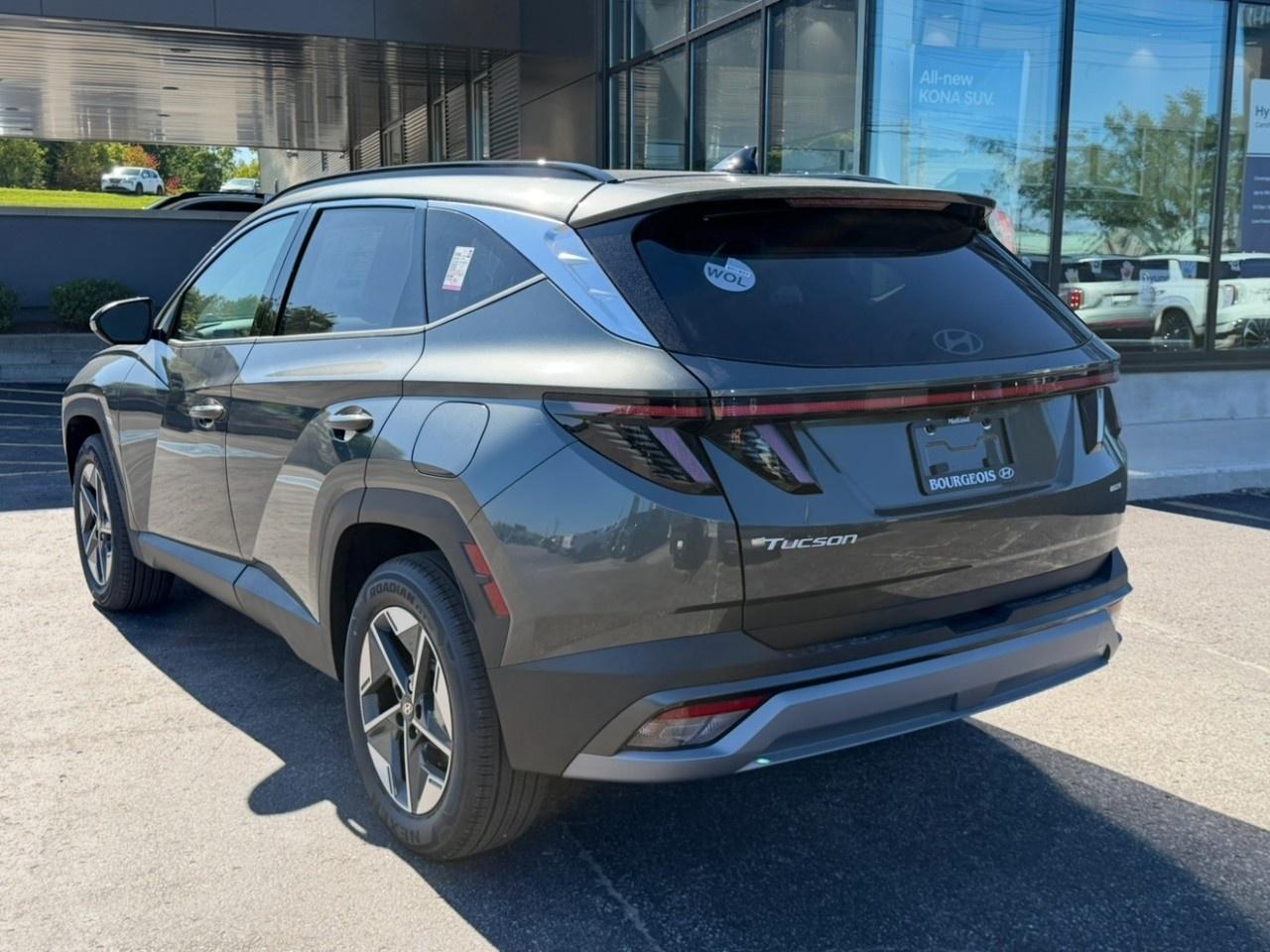 2026 Hyundai Tucson Preferred AWD w/Trend Pkg [TUCWDK2EPRTR] Photo