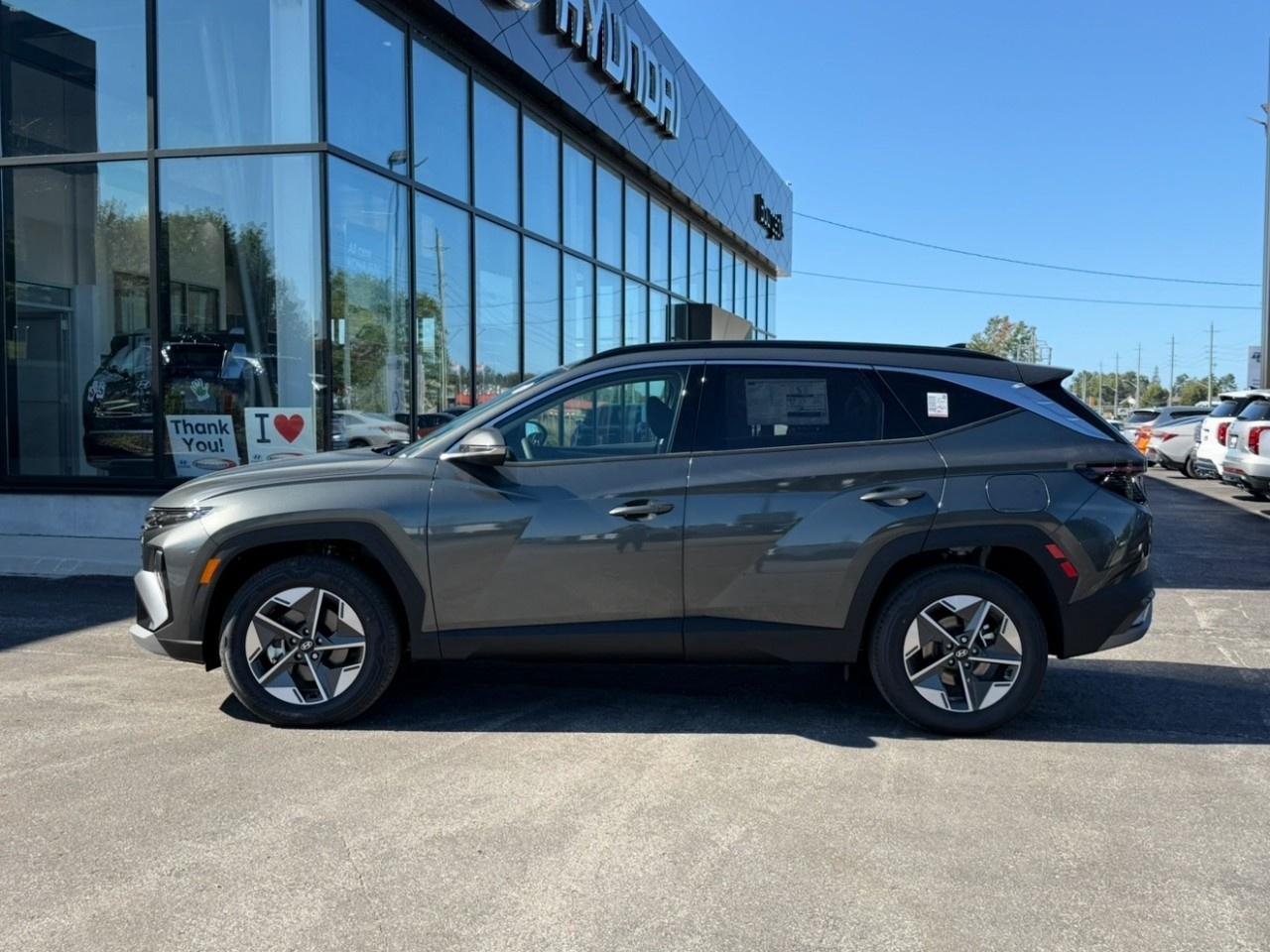 2026 Hyundai Tucson Preferred AWD w/Trend Pkg [TUCWDK2EPRTR] Photo3