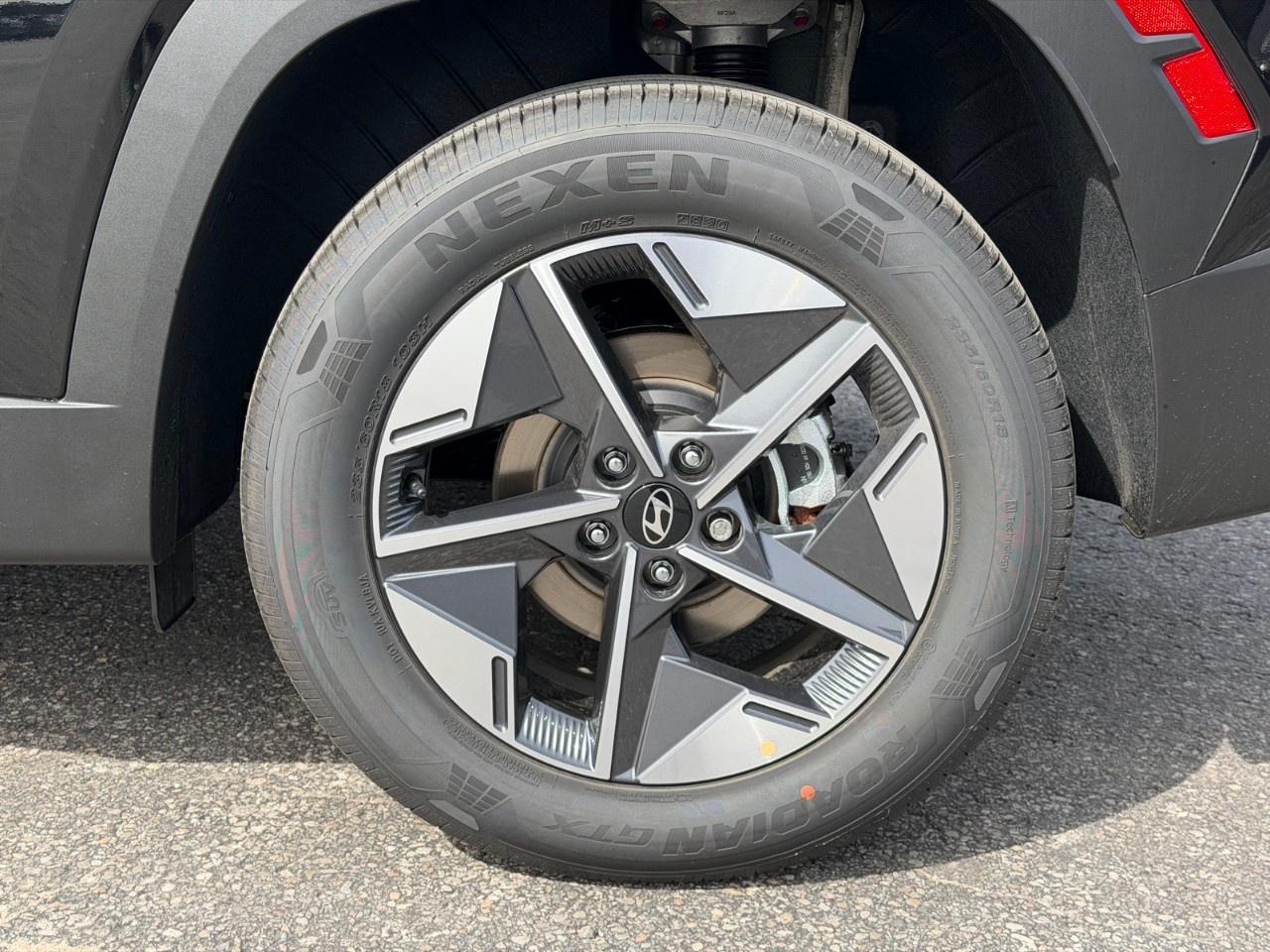 2026 Hyundai Tucson Preferred AWD w/Trend Pkg [TUCWDK2EPRTR] Photo