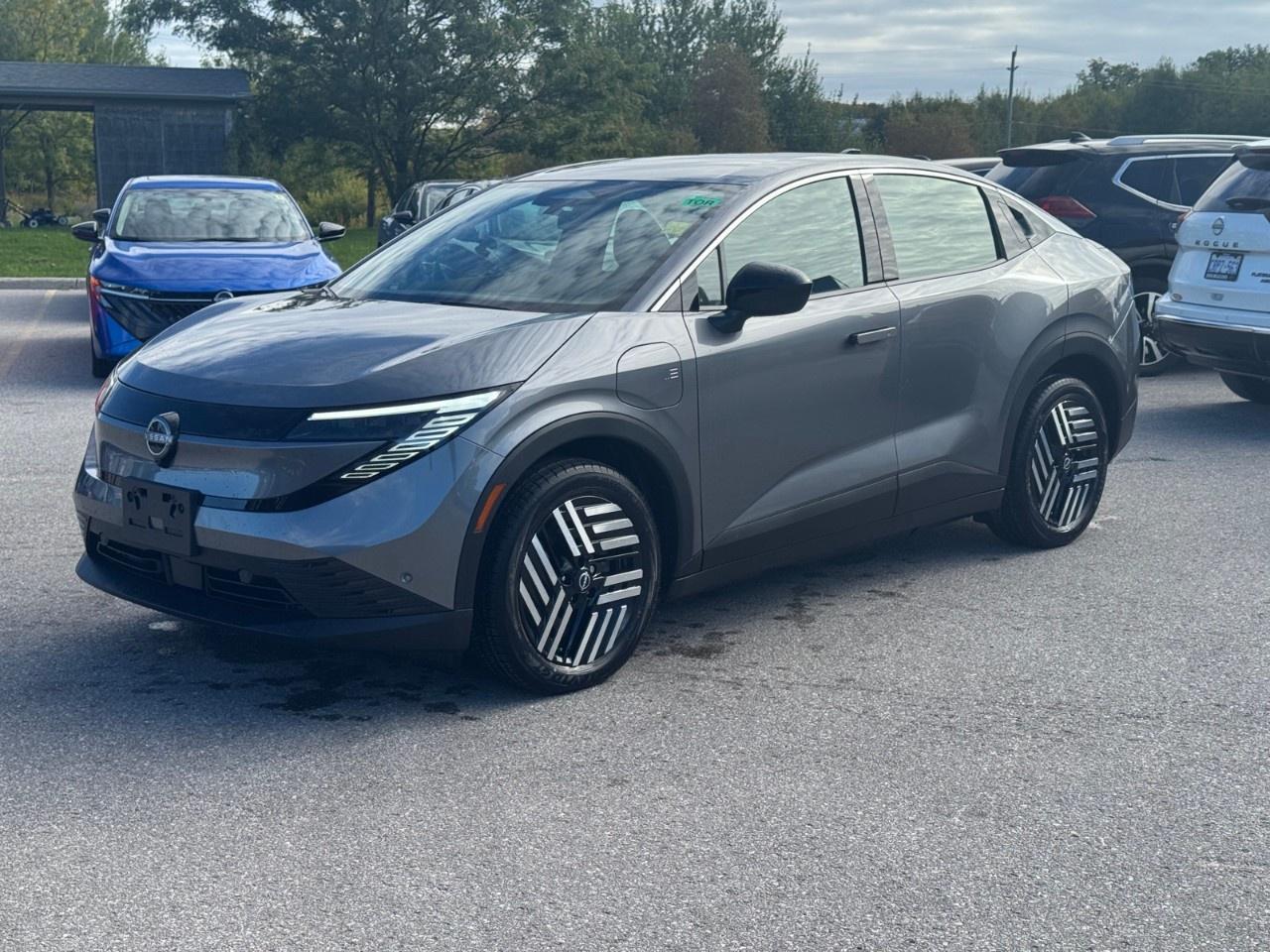 2027 Nissan Leaf SV  FWD Photo