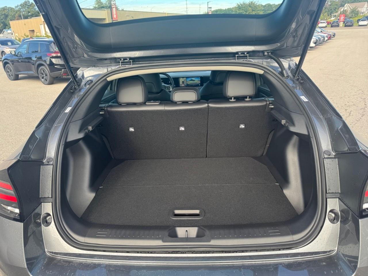 2027 Nissan Leaf SV  FWD Photo