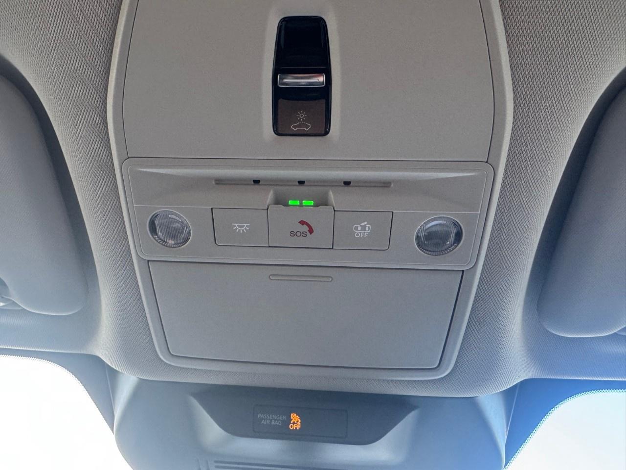 2027 Nissan Leaf PLATINUM  FWD Photo