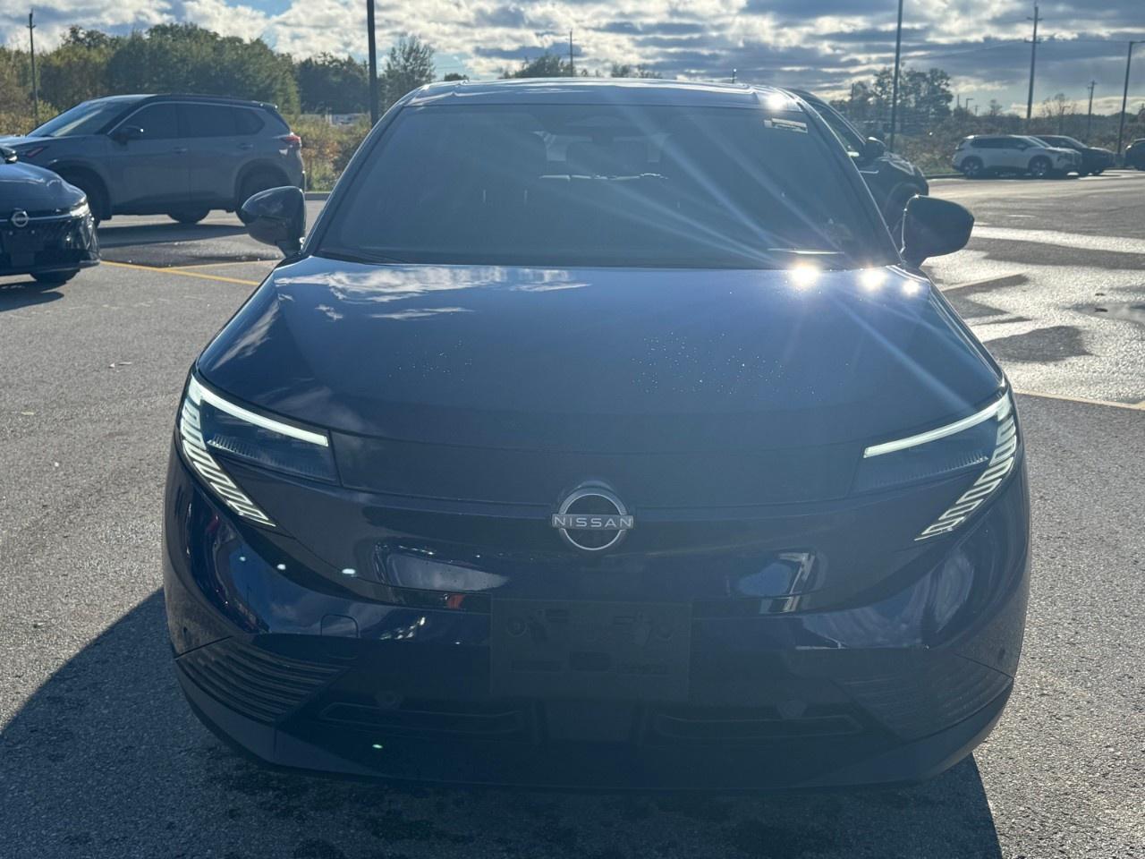 2027 Nissan Leaf S FWD Photo