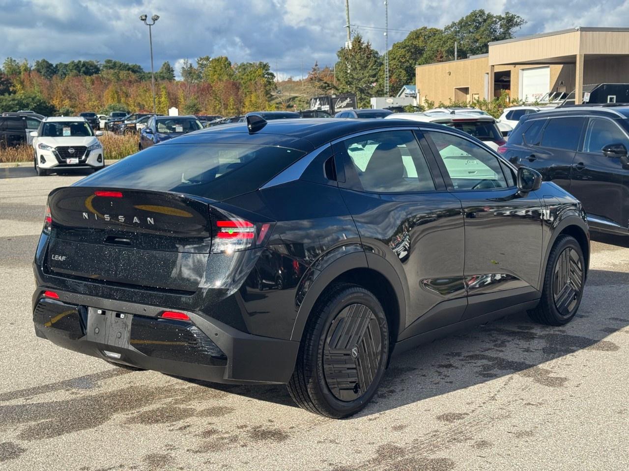 2027 Nissan Leaf S  FWD Photo