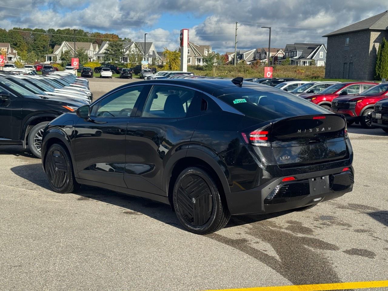 2027 Nissan Leaf S  FWD Photo
