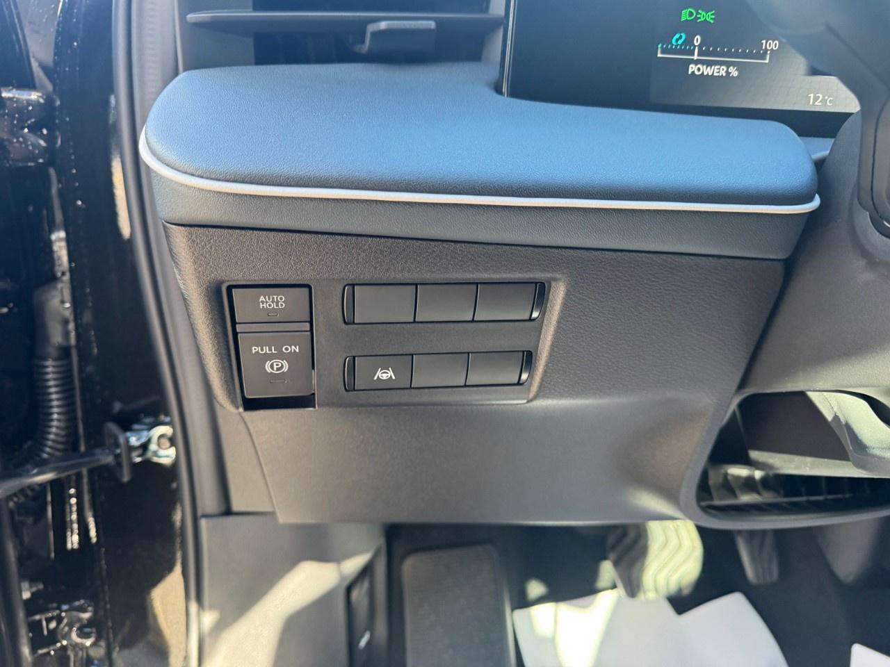 2027 Nissan Leaf S  FWD Photo