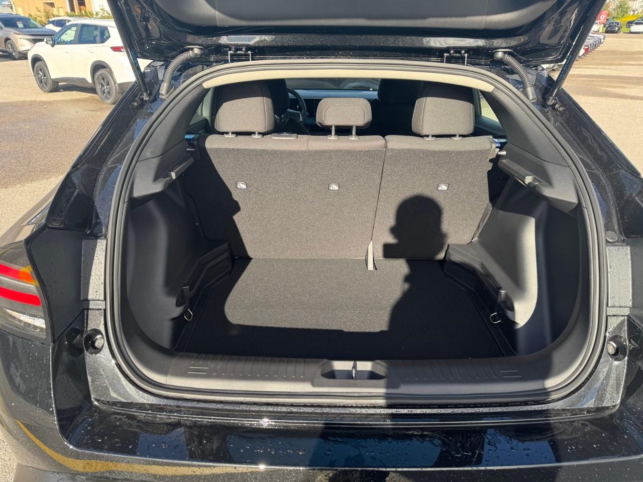 2027 Nissan Leaf S  FWD Photo