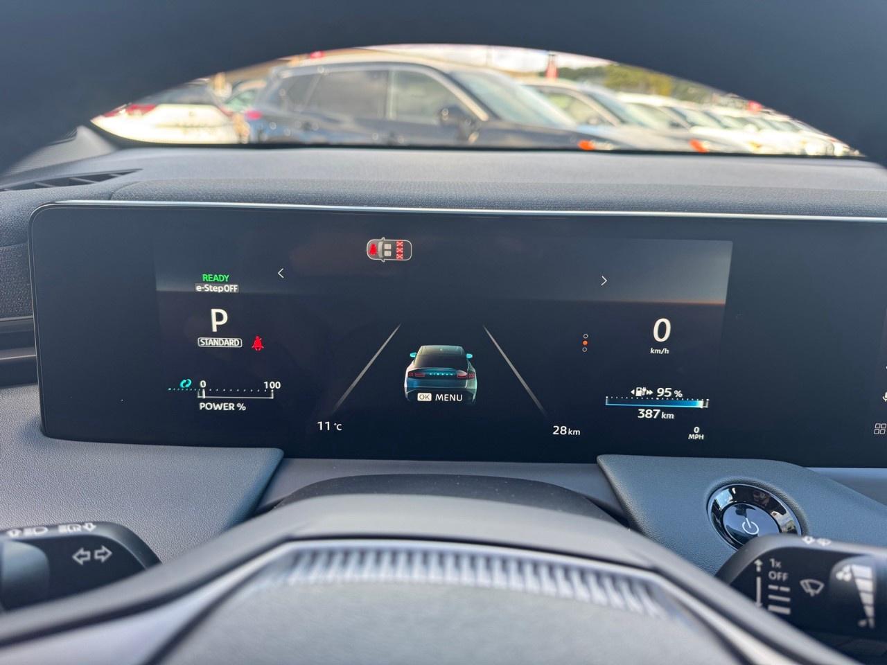 2027 Nissan Leaf SV  FWD Photo