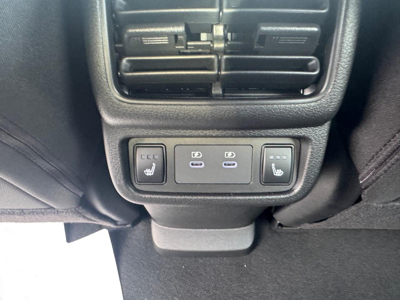 2027 Nissan Leaf SV  FWD Photo