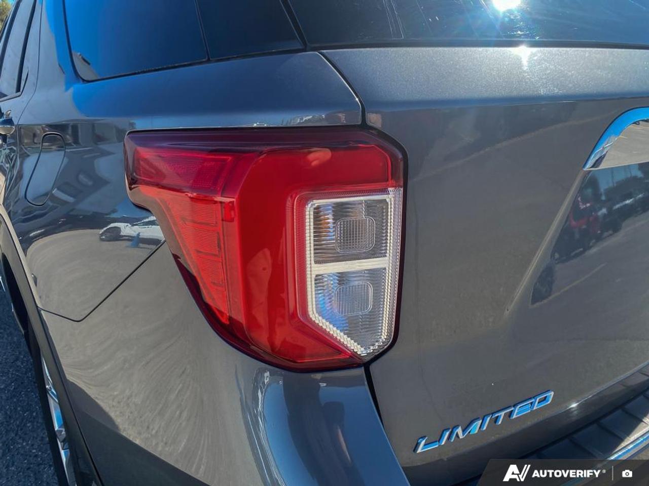 2021 Ford Explorer Limited 2.3L | TWIN PANEL MOONROOF | SECOND ROW CAPTAINS Photo