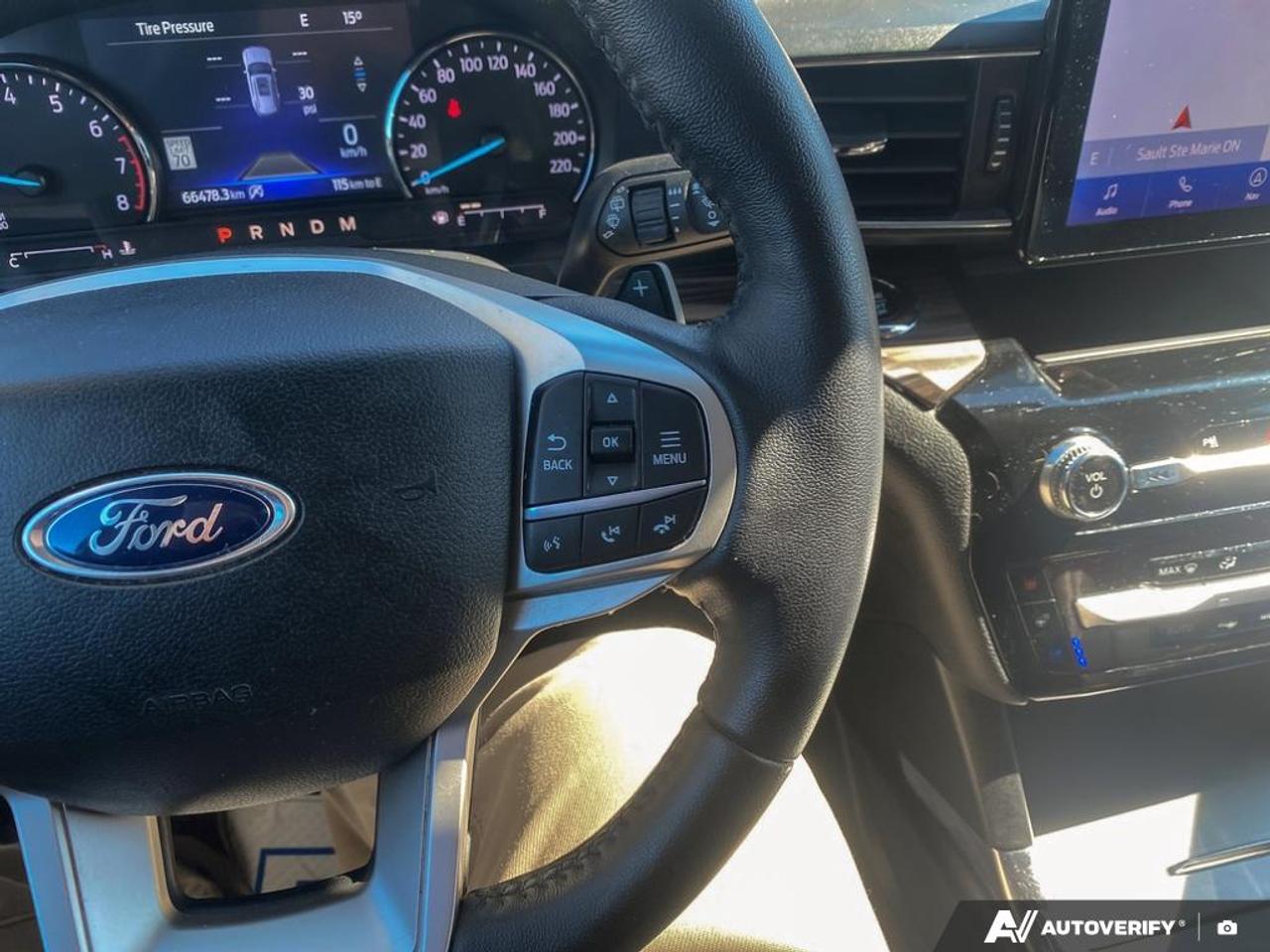 2021 Ford Explorer Limited 2.3L | TWIN PANEL MOONROOF | SECOND ROW CAPTAINS Photo