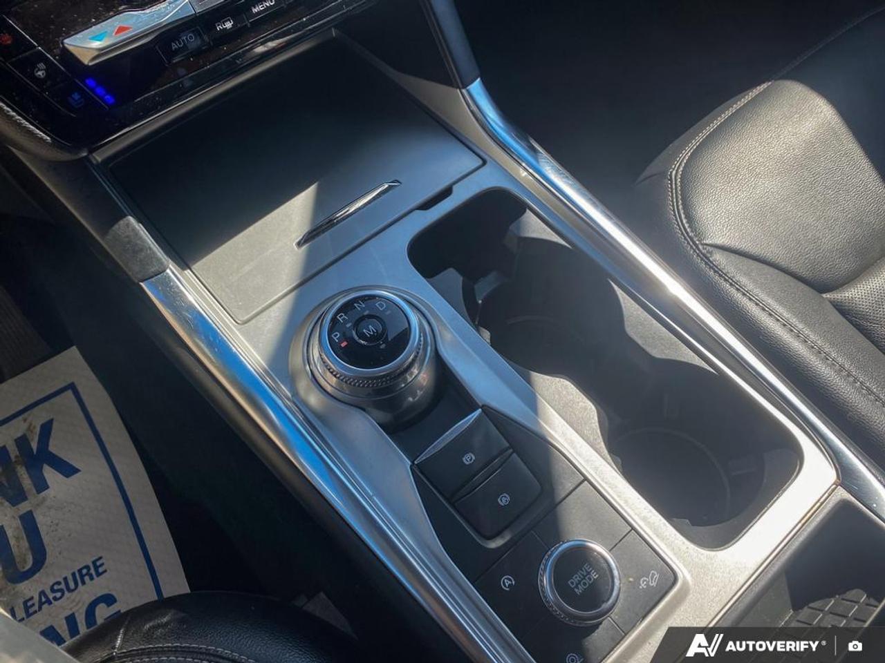 2021 Ford Explorer Limited 2.3L | TWIN PANEL MOONROOF | SECOND ROW CAPTAINS Photo