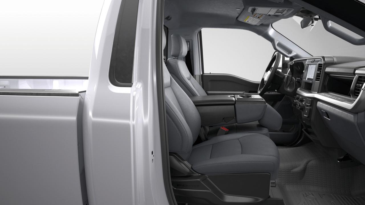2026 Ford F-250 Super Duty SRW XL Photo5