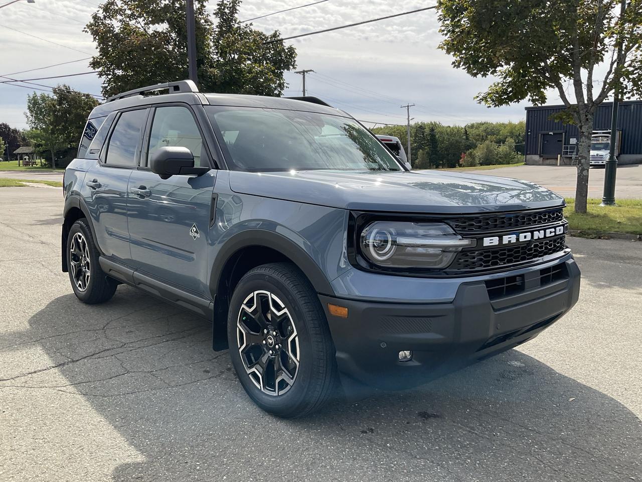 2026 Ford Bronco Sport Outer Banks Photo2