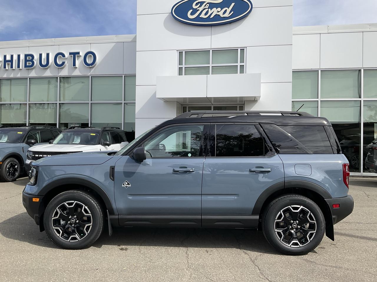 2026 Ford Bronco Sport Outer Banks Photo3
