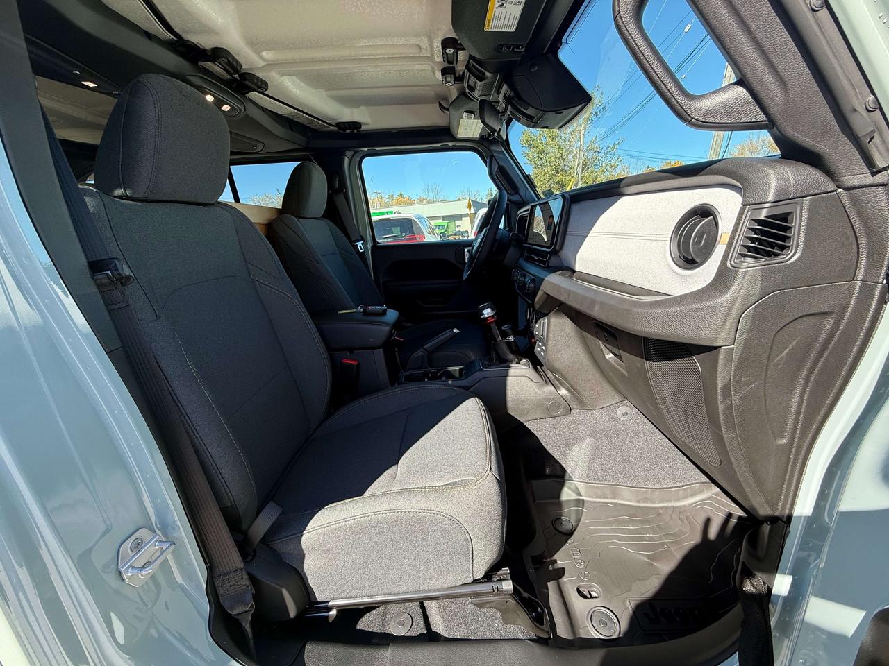 2027 Jeep Wrangler Willys 4 Door 4X4 - Dual Top Group - Manual! Photo