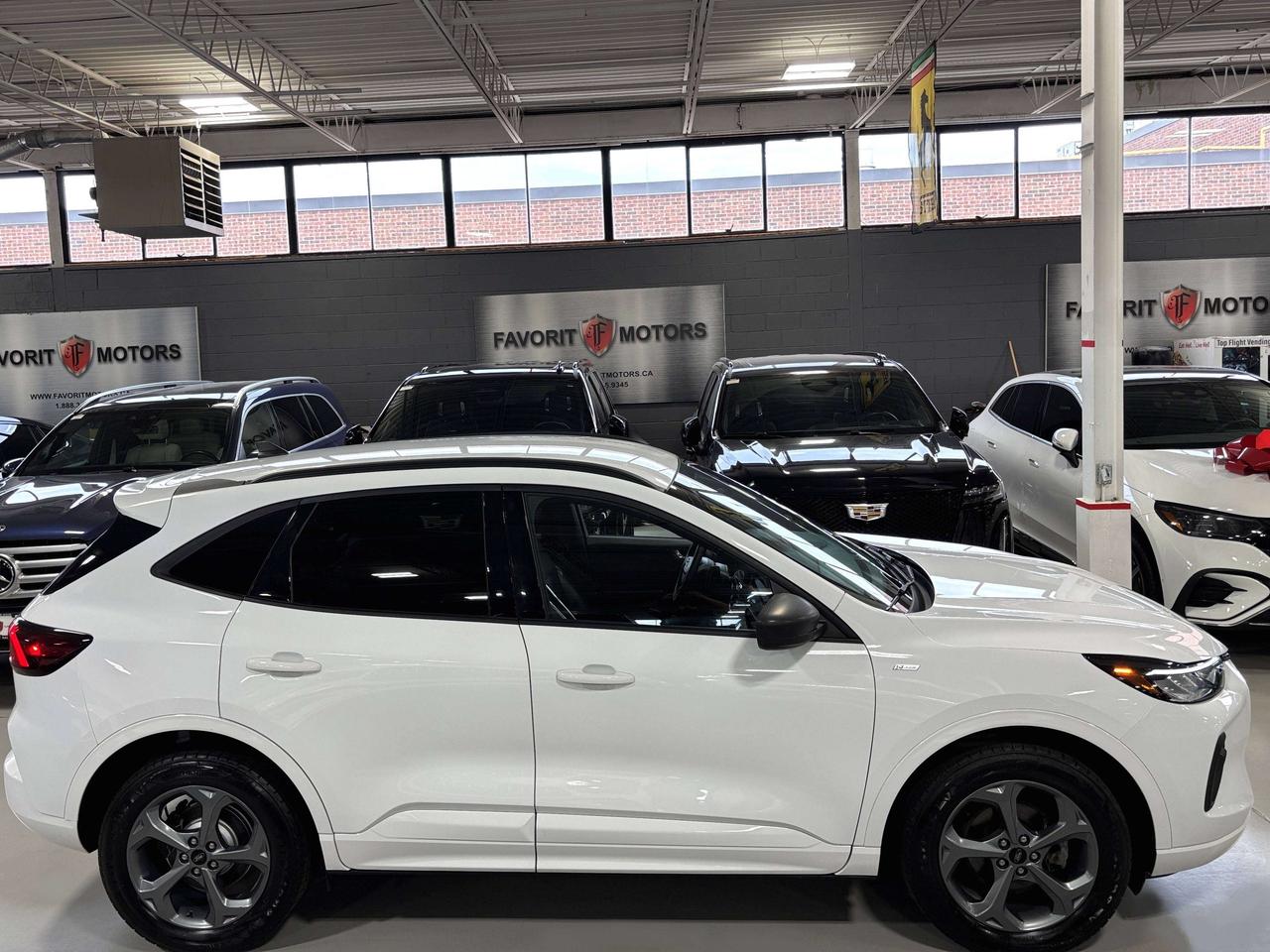 2023 Ford Escape ST-Line|HYBRID|AWD|LEATHER|REDSTITCHED|SAFETYTECH| Photo