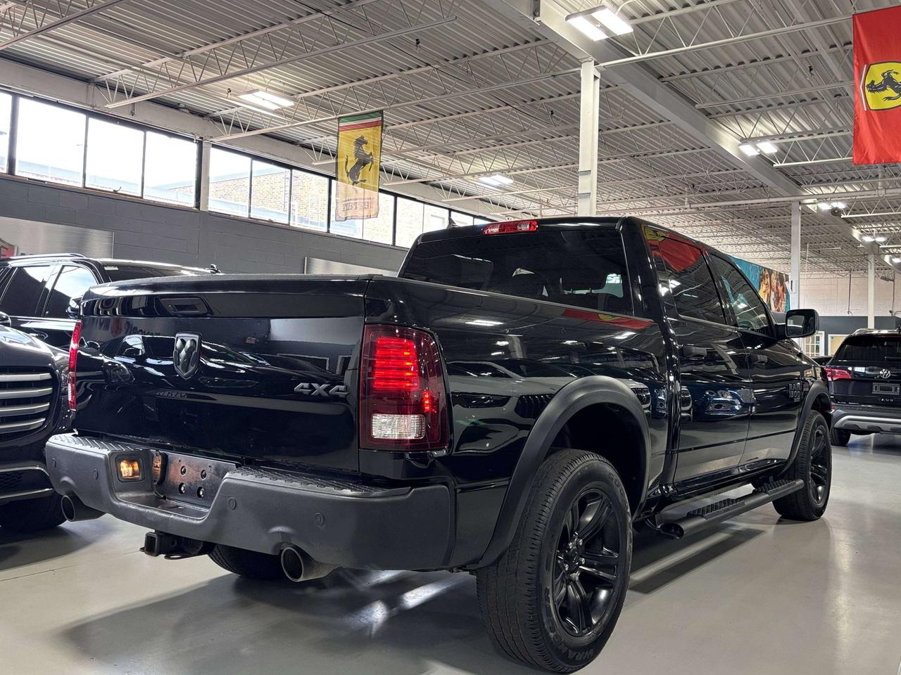 2022 RAM 1500 Warlock|V8HEMI|4X4|CLASSIC|REMOTESTART|BACKUPCAM|+ Photo