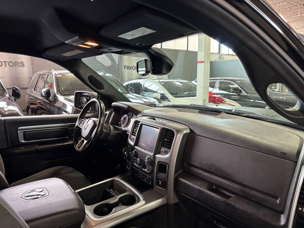 2022 RAM 1500 Warlock|V8HEMI|4X4|CLASSIC|REMOTESTART|BACKUPCAM|+ Photo