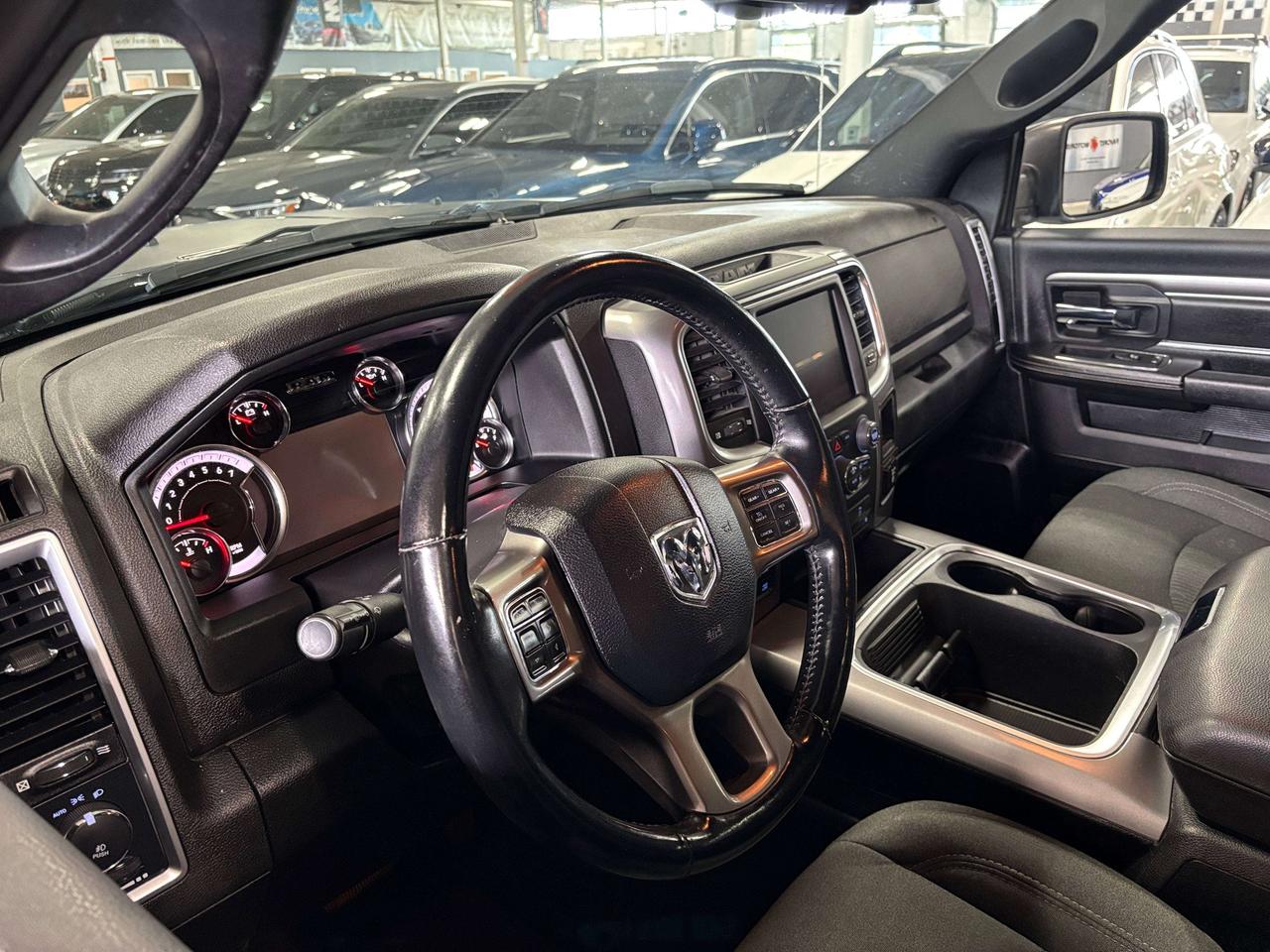 2022 RAM 1500 Warlock|V8HEMI|4X4|CLASSIC|REMOTESTART|BACKUPCAM|+ Photo