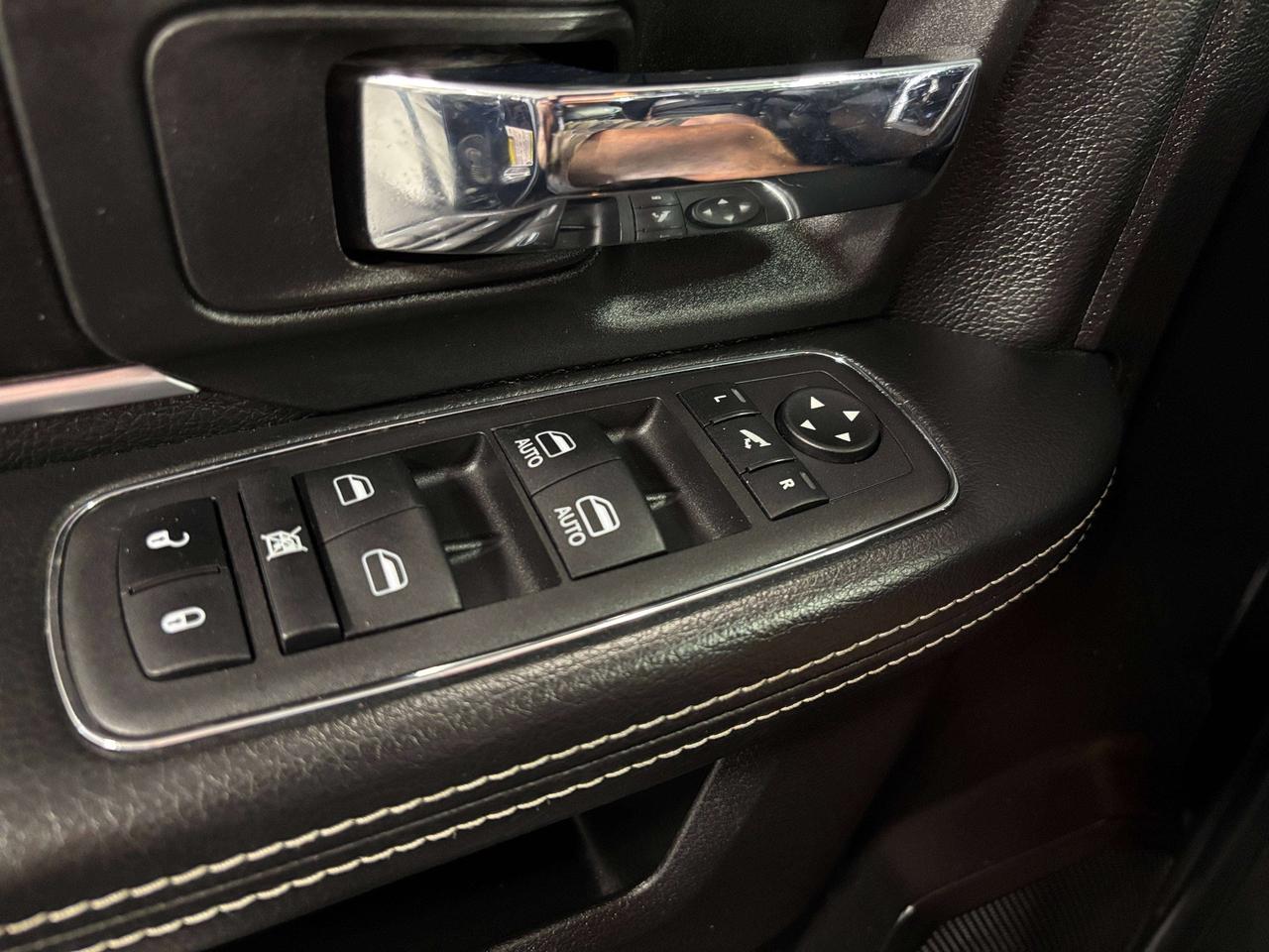 2022 RAM 1500 Warlock|V8HEMI|4X4|CLASSIC|REMOTESTART|BACKUPCAM|+ Photo
