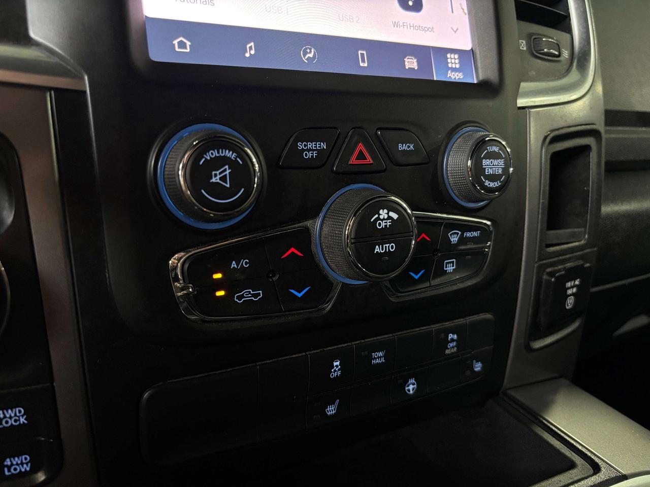 2022 RAM 1500 Warlock|V8HEMI|4X4|CLASSIC|REMOTESTART|BACKUPCAM|+ Photo