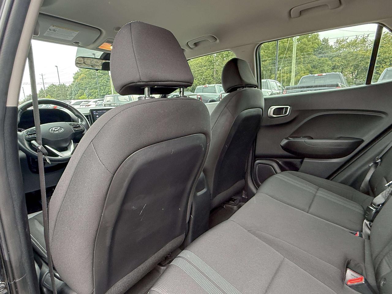 2022 Hyundai Venue Preferred | BLUETOOTH | BLIND SPOT | REMOTE START Photo