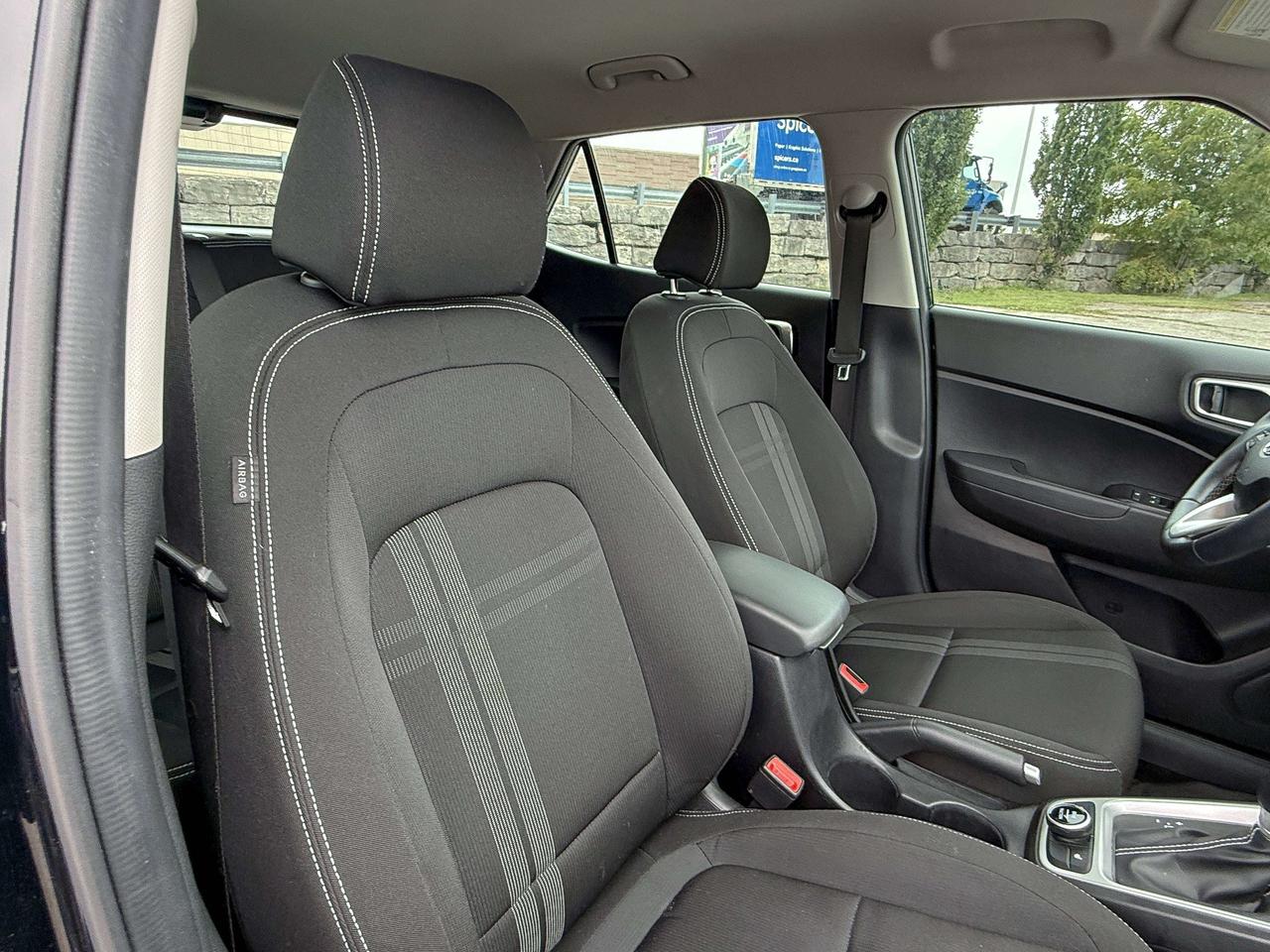 2022 Hyundai Venue Preferred | BLUETOOTH | BLIND SPOT | REMOTE START Photo