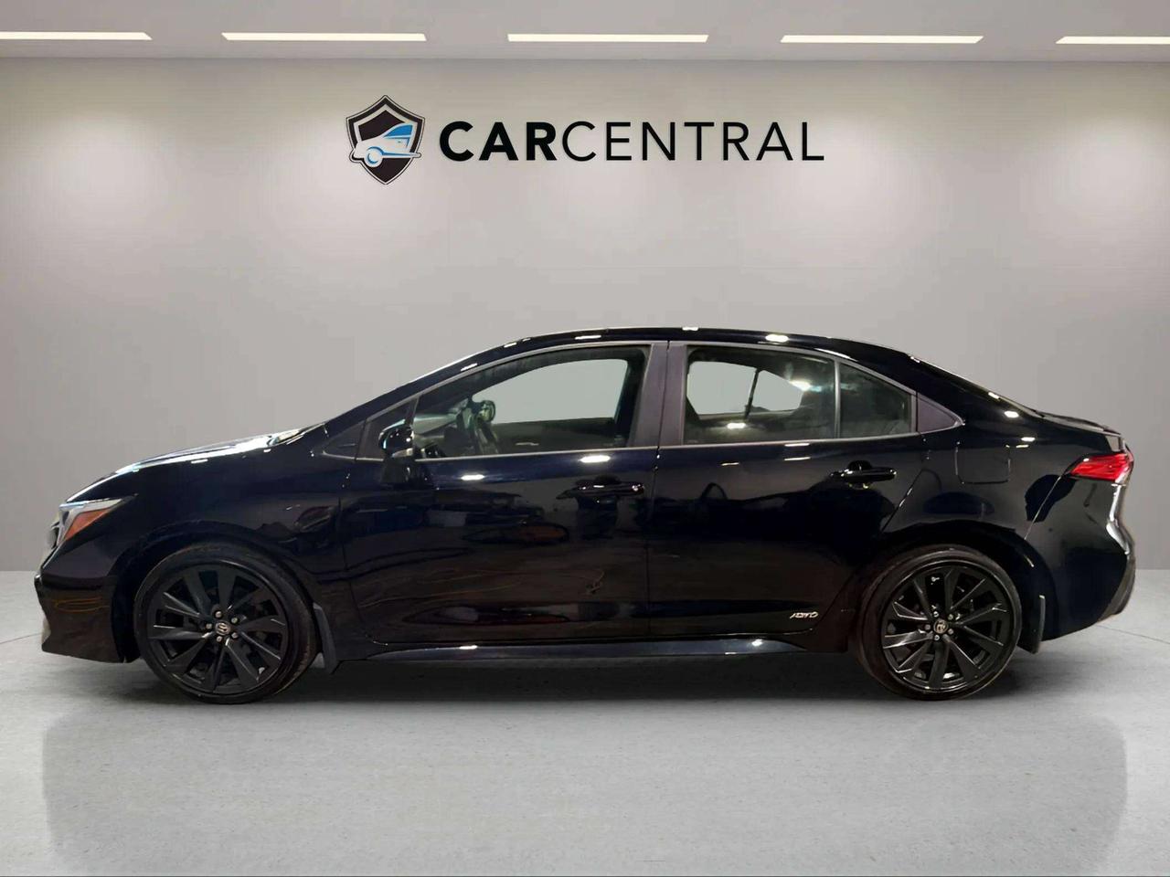 2025 Toyota Corolla HYRBID SE| CLEAN CARFAX| SUNROOF| AWD| HTD SEAT Photo1