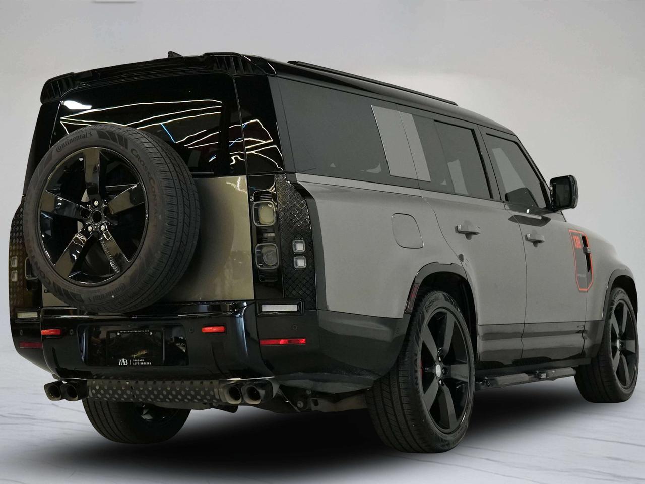 2025 Land Rover Defender X | P400 | 130 | 7 PASS | 22 IN Photo3