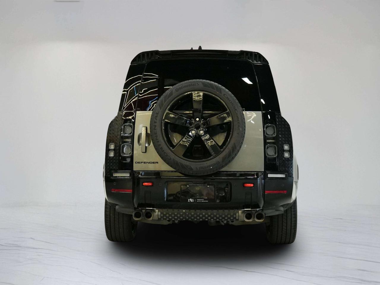 2025 Land Rover Defender X | P400 | 130 | 7 PASS | 22 IN Photo