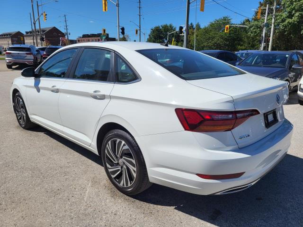2019 Volkswagen Jetta Execline Photo