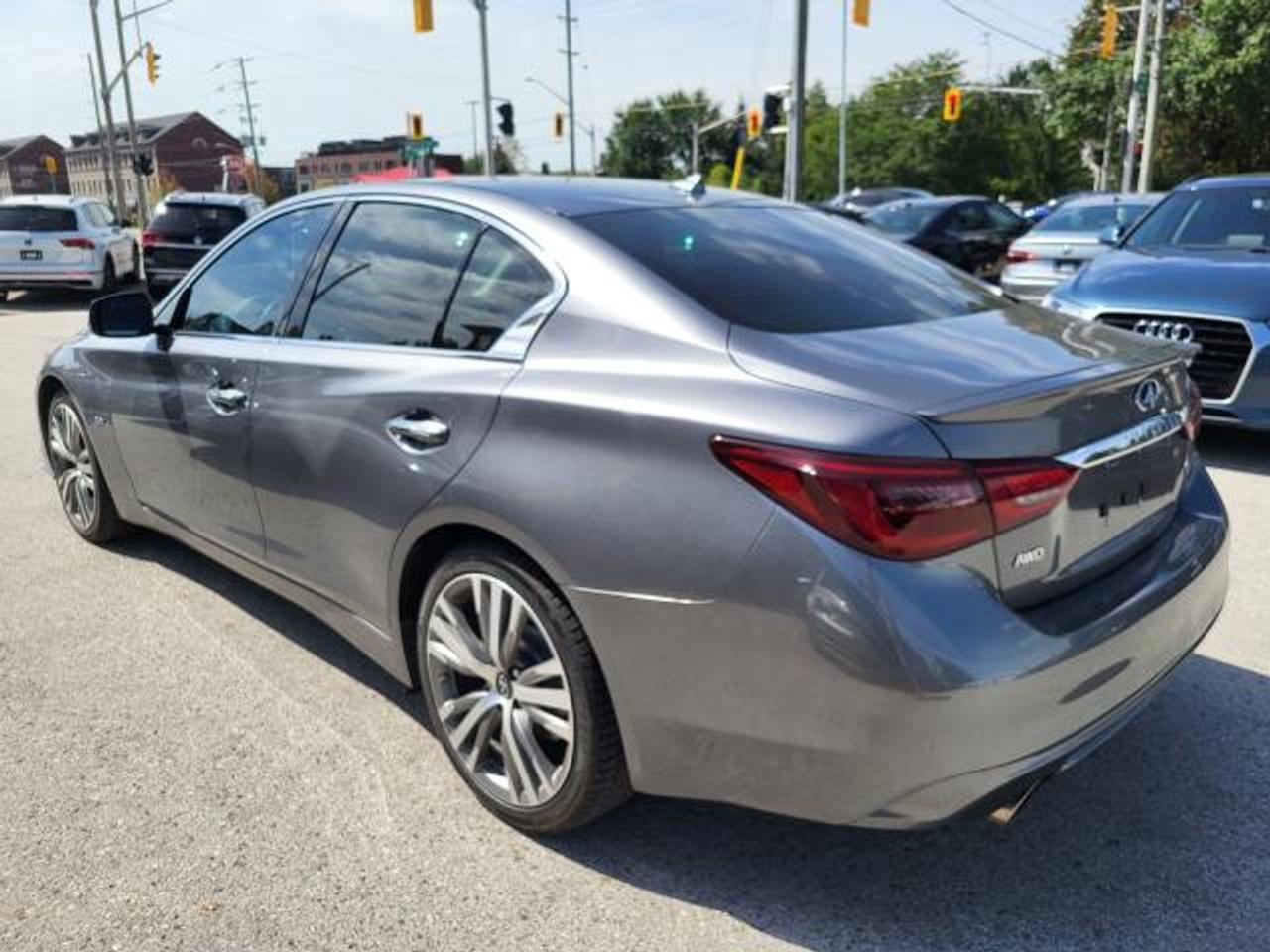 2019 Infiniti Q50 SIGNATURE Photo4