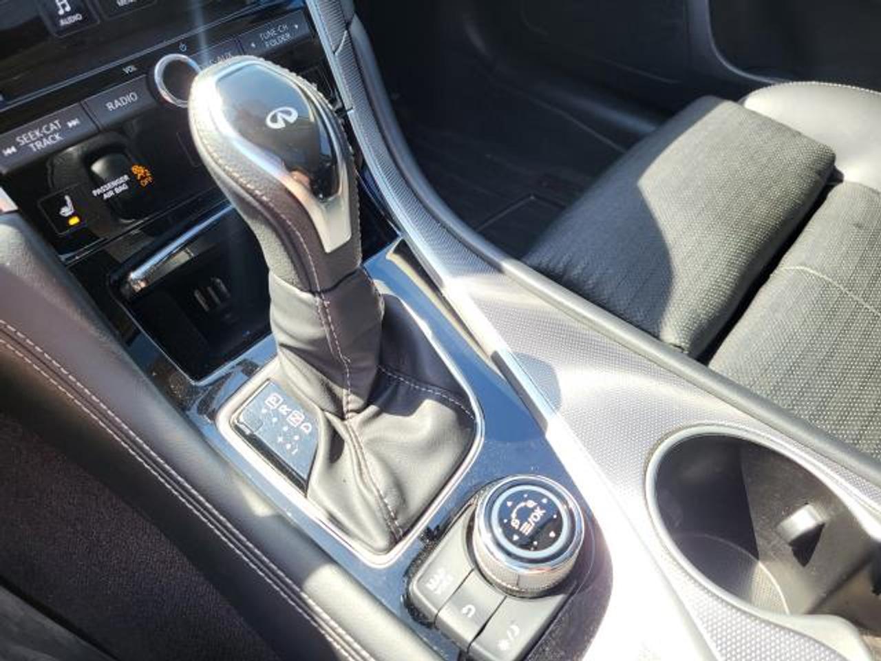 2019 Infiniti Q50 SIGNATURE Photo