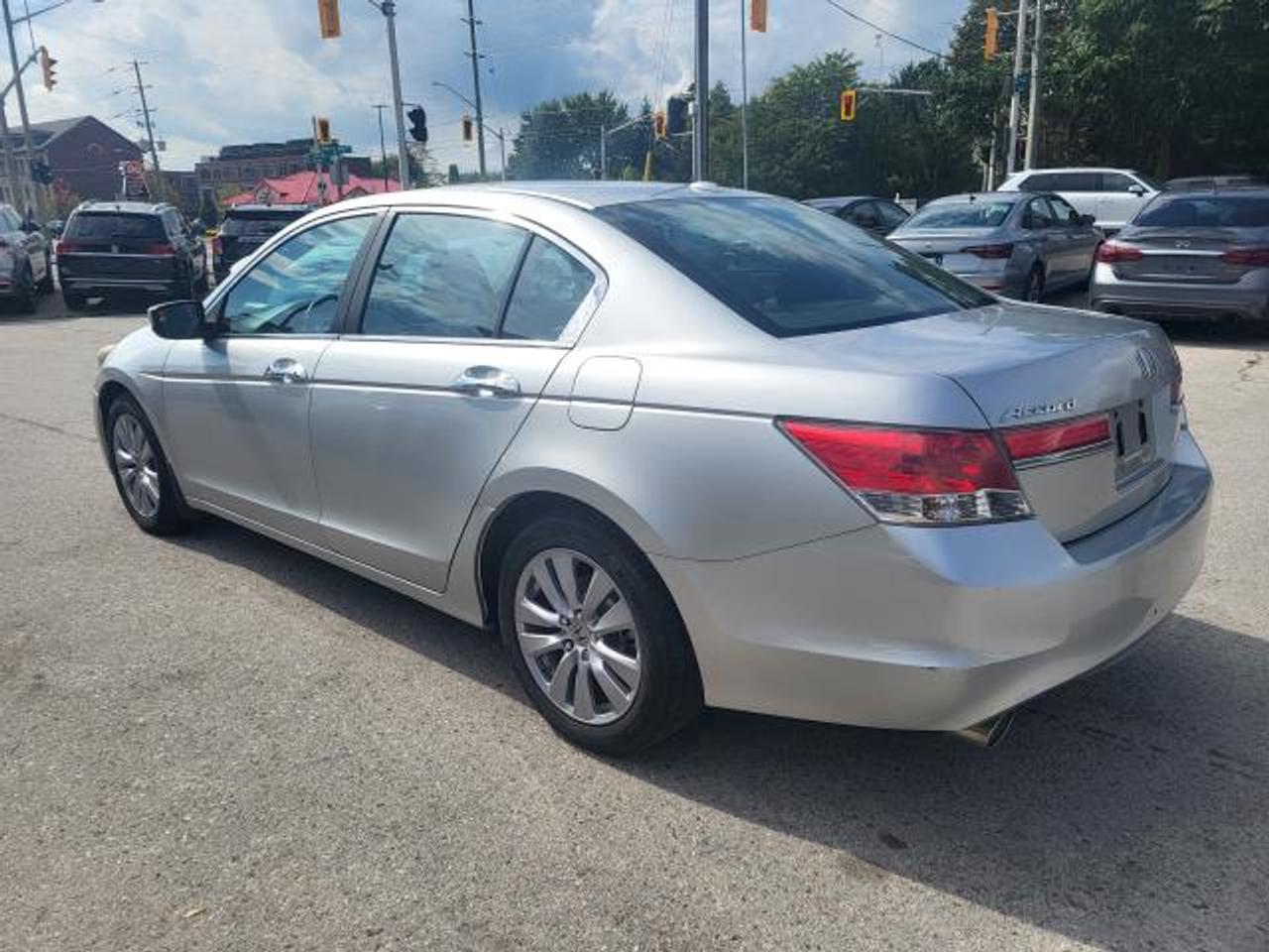 2012 Honda Accord EX-L V6 Photo