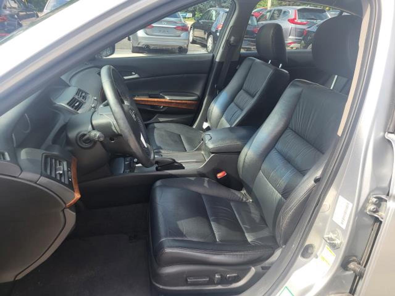 2012 Honda Accord EX-L V6 Photo