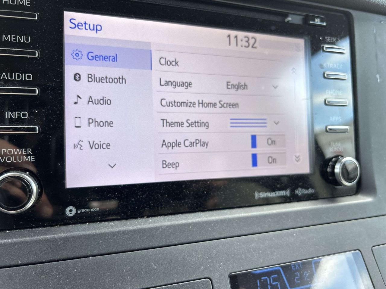 2018 Toyota Sienna LE | 8-PASS |HTD SEATS | CARPLAY | ALLOYS | CRUISE Photo2