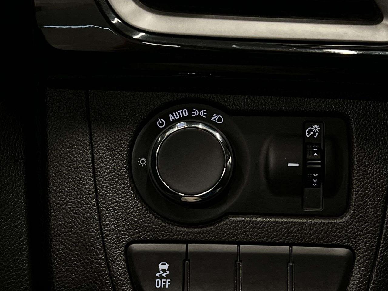 2021 Chevrolet Spark LT |ONLY 88,000KMS! | CARPLAY | BLUETOOTH |CRUISE Photo