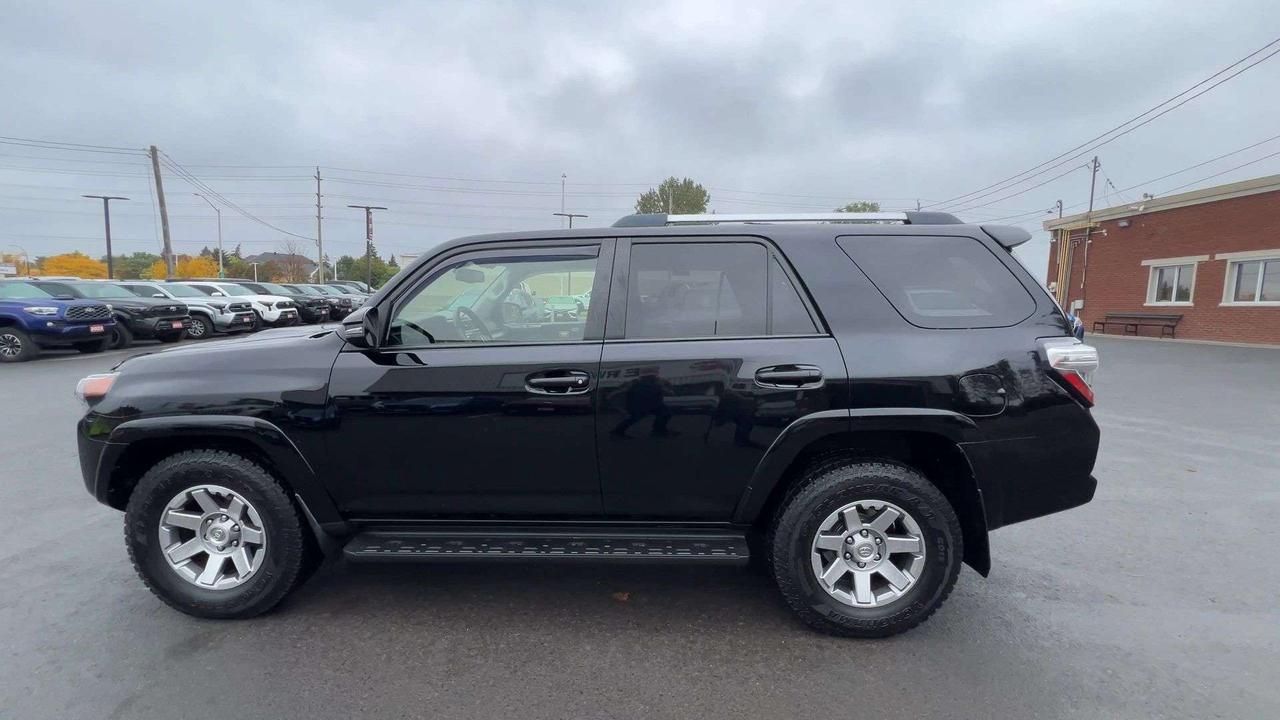 2016 Toyota 4Runner TRAIL EDITION 4X4 | HTD LEATHER | SUNROOF | NAV Photo4
