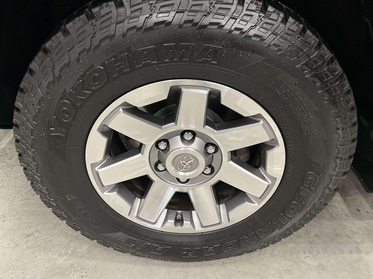 2016 Toyota 4Runner TRAIL EDITION 4X4 | HTD LEATHER | SUNROOF | NAV Photo