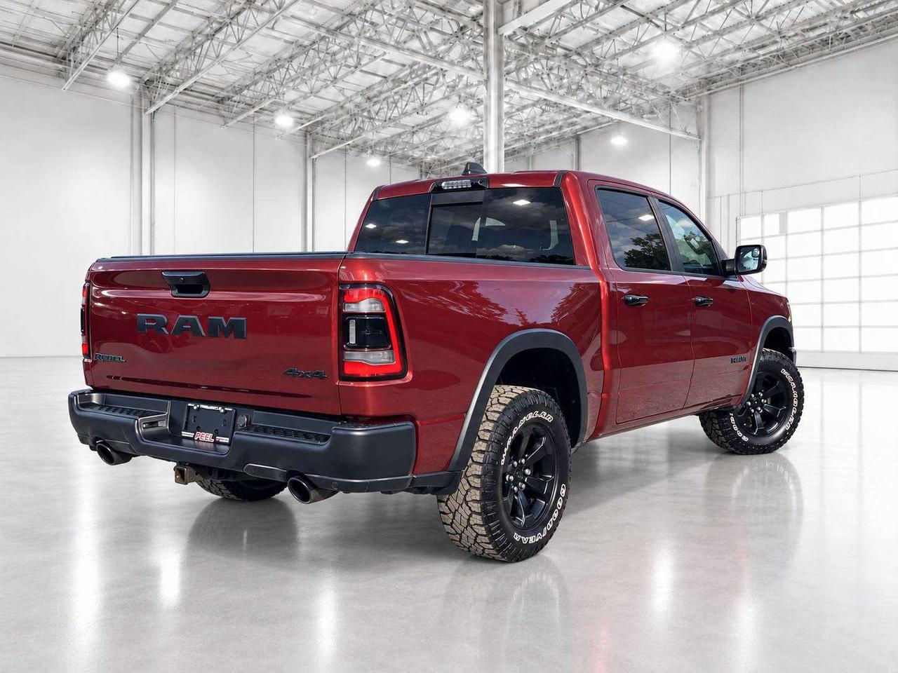 2023 RAM 1500 Rebel Night Crew V8 | Level 2 | Panoroof | 4X4 Photo