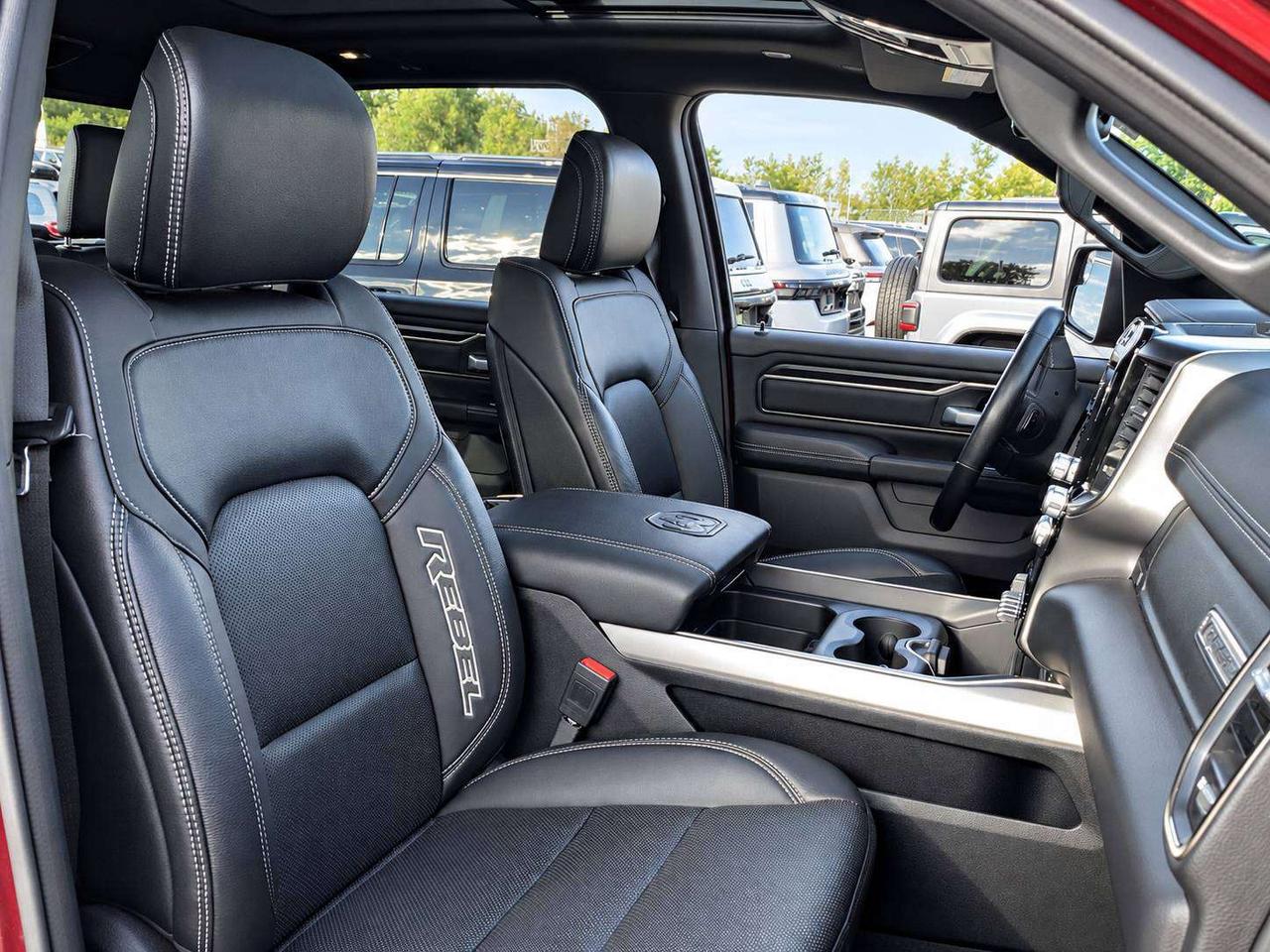 2023 RAM 1500 Rebel Night Crew V8 | Level 2 | Panoroof | 4X4 Photo